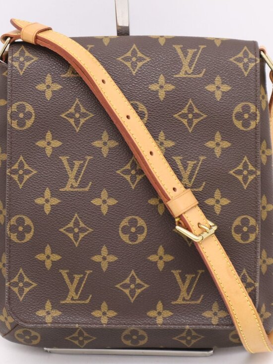 Louis Vuitton Handbags - LV Mono Musette Tango